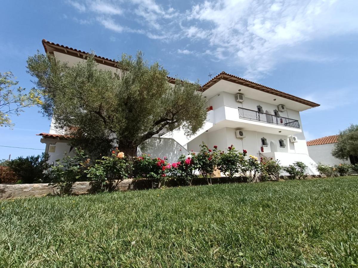 דירות אפיטוס Marios Garden House מראה חיצוני תמונה